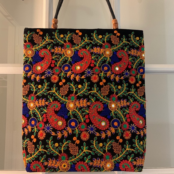 Vintage Handbags - Vintage embroidered tote bag